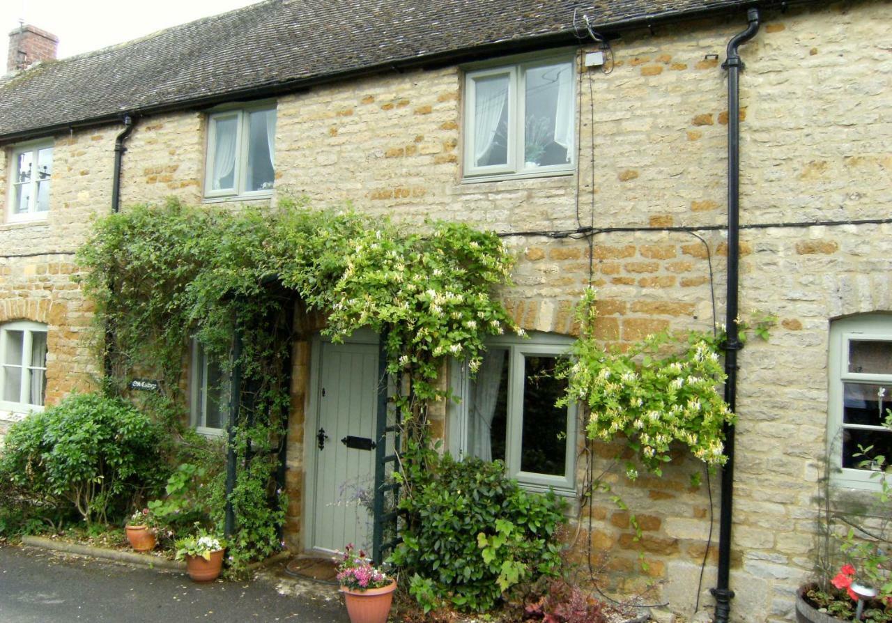 Odd Cottage Oddington  Εξωτερικό φωτογραφία
