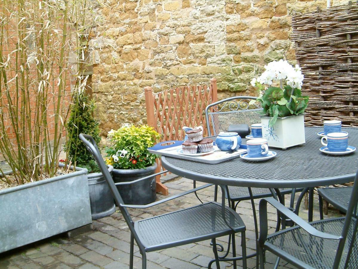 Odd Cottage Oddington  Εξωτερικό φωτογραφία