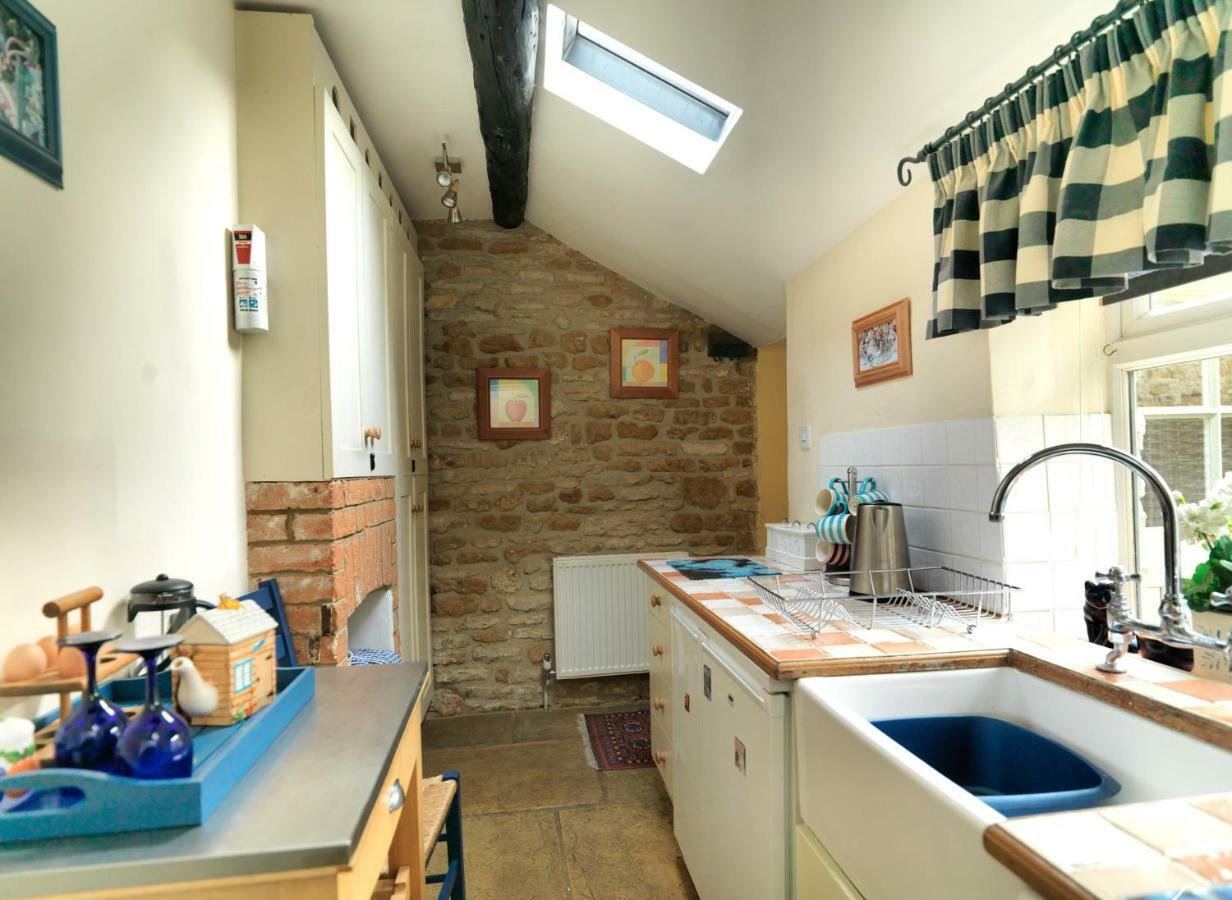 Odd Cottage Oddington  Εξωτερικό φωτογραφία